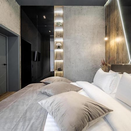 Alfa Apartments Kulisha 40 Lviv Eksteriør billede